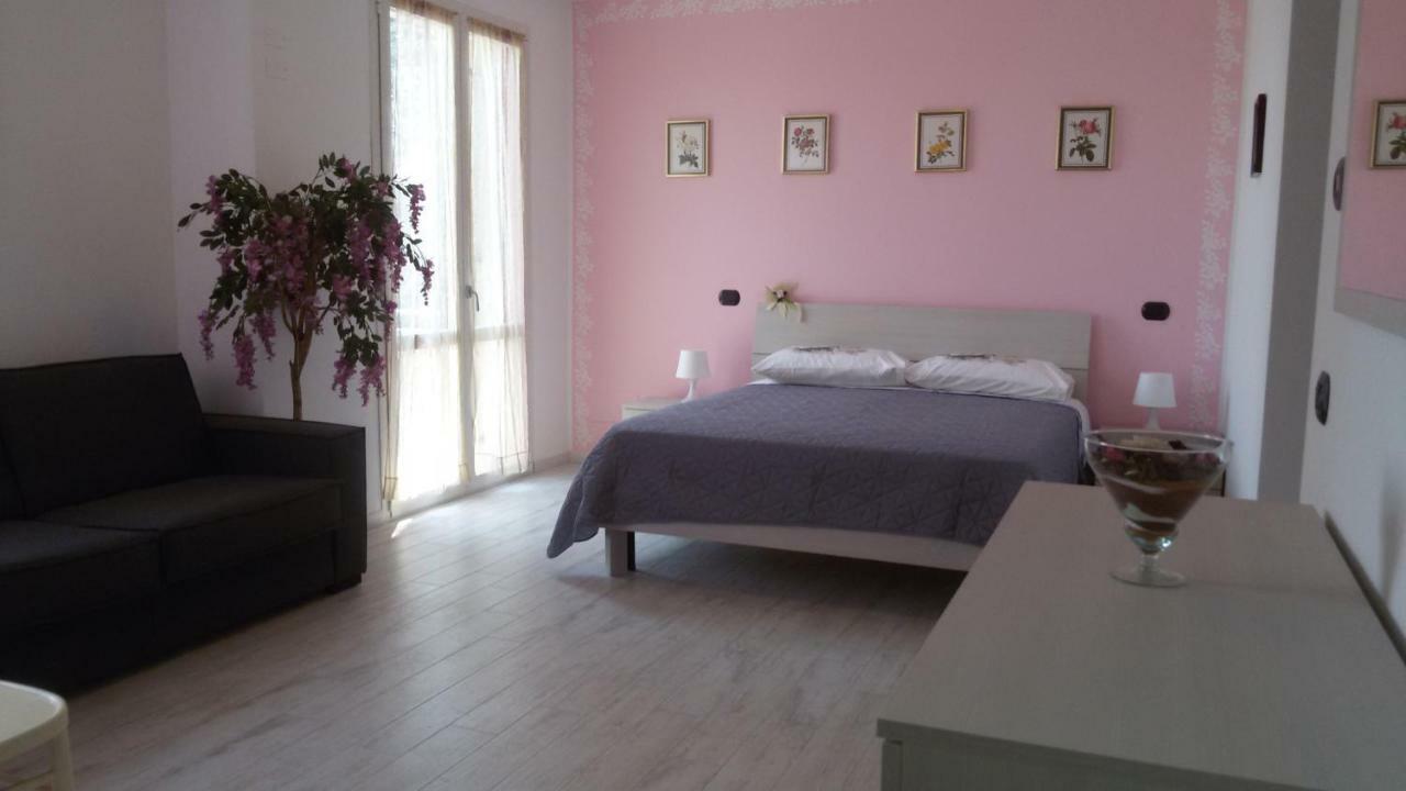 B&B A Casa Di Eleonora Villafranca di Verona Bagian luar foto