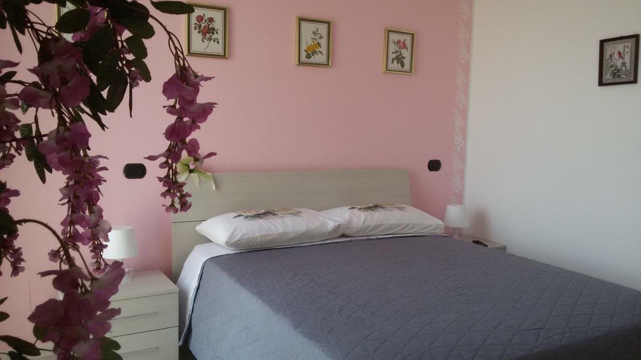 B&B A Casa Di Eleonora Villafranca di Verona Bagian luar foto